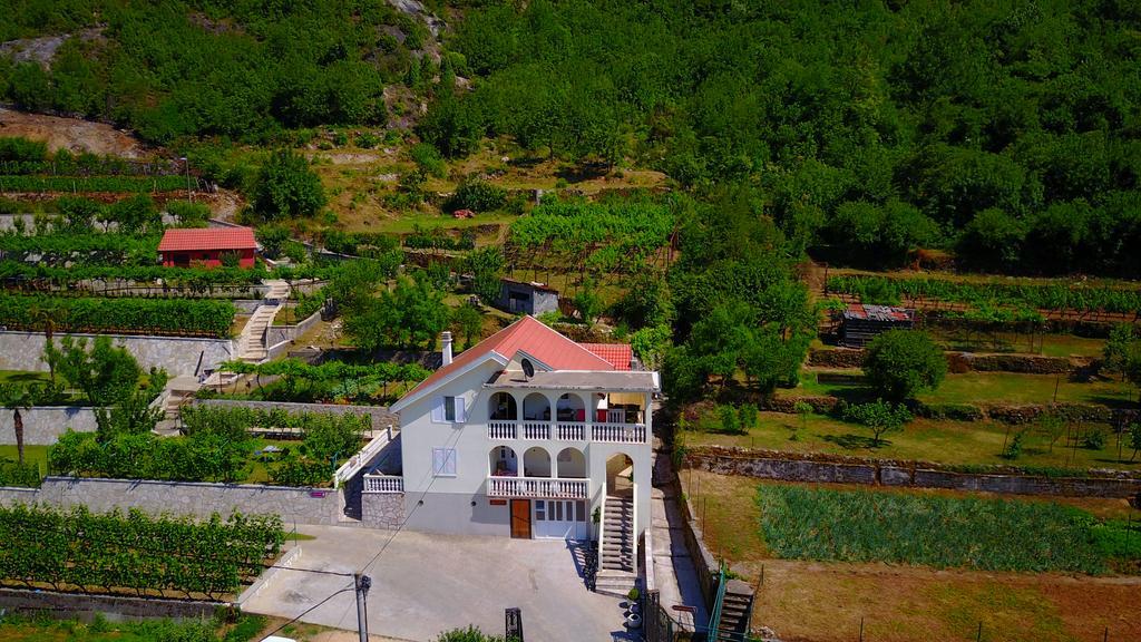 Country House Djurisic Вирпазар Екстериор снимка